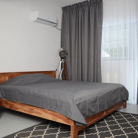 Omega House Hotel Bucureşti Ngoại thất bức ảnh