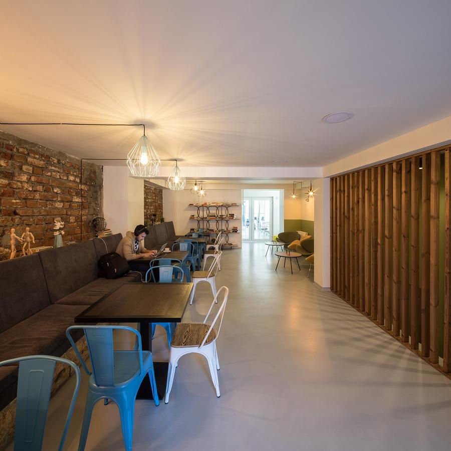 Omega House Hotel Bucureşti Ngoại thất bức ảnh
